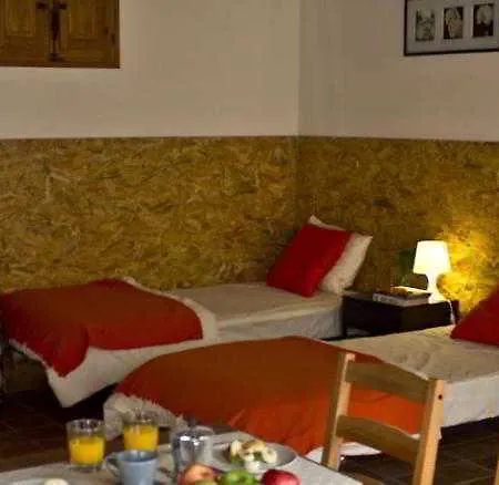 En Ferran By The Streets Hotel
