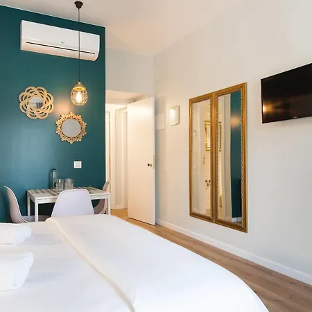 En Ferran By The Streets Hotel 4*