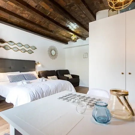 En Ferran By The Streets Hotel